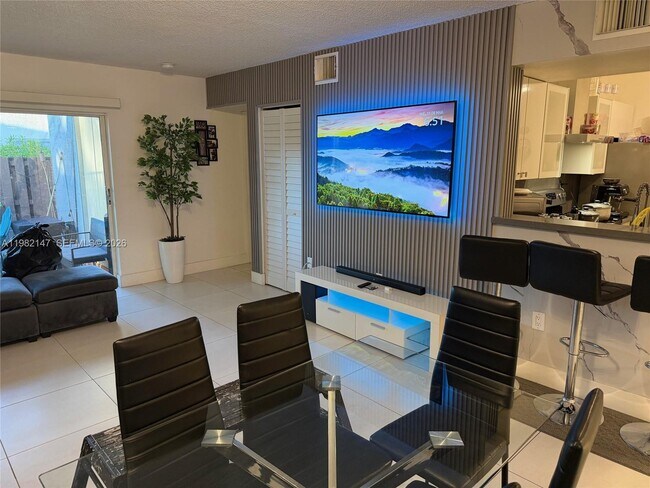 Photo - 4744 NW 114th Ave Unit 101