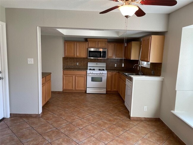 Photo - 2113 Elysian Fields
