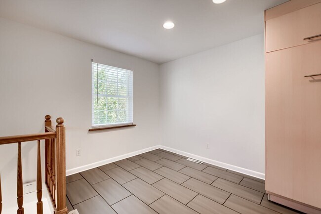 Photo - Lovely 2 bed 1 Bath Townhome in park-like setting in Boulder. - Available July 1st!