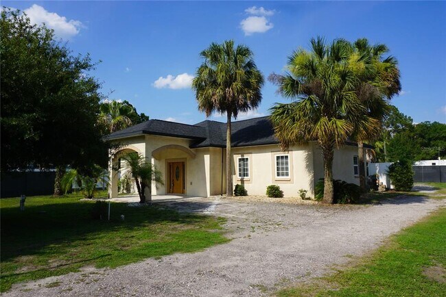 Photo - 10711 McIntosh Rd Rental