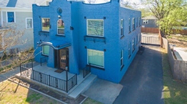 Building Photo - 1308 NW 16th St Rental