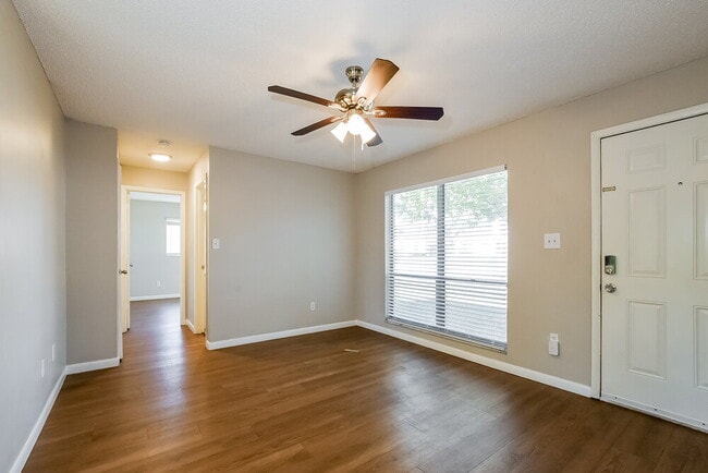 Photo - 9556 Brimton Dr