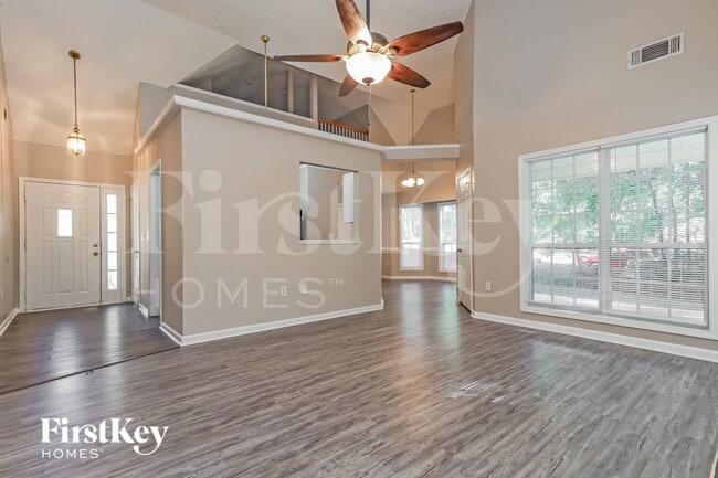 290 Saratoga Ct