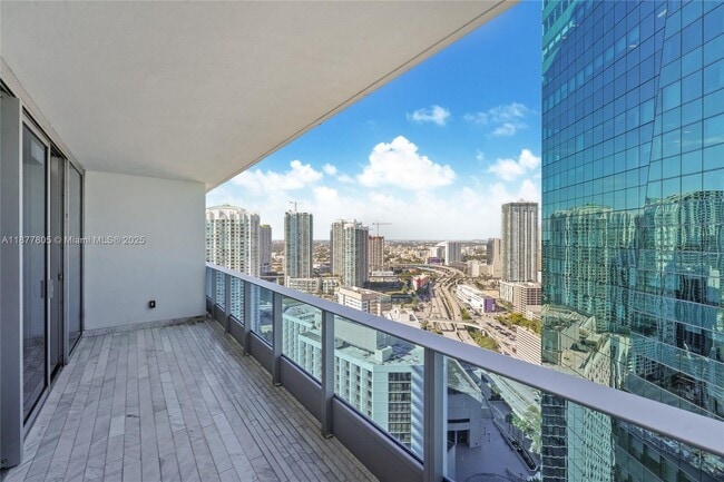 Building Photo - 200 Biscayne Blvd Way Unit 3613 Rental