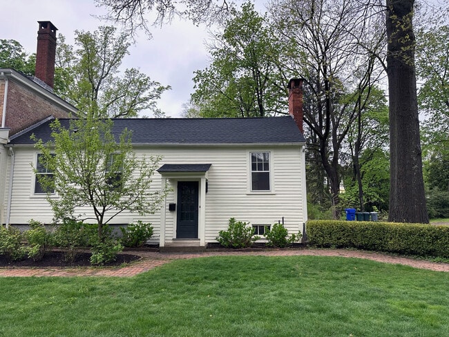 Building Photo - 111 Amity St Unit Apt. 1