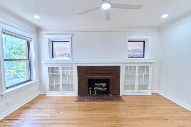 Photo - 6142 S Rhodes Ave Unit 1