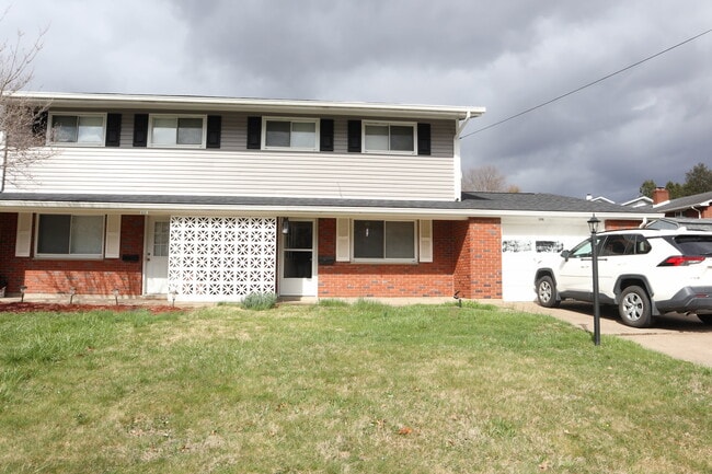 Building Photo - 198 Ellsworth St