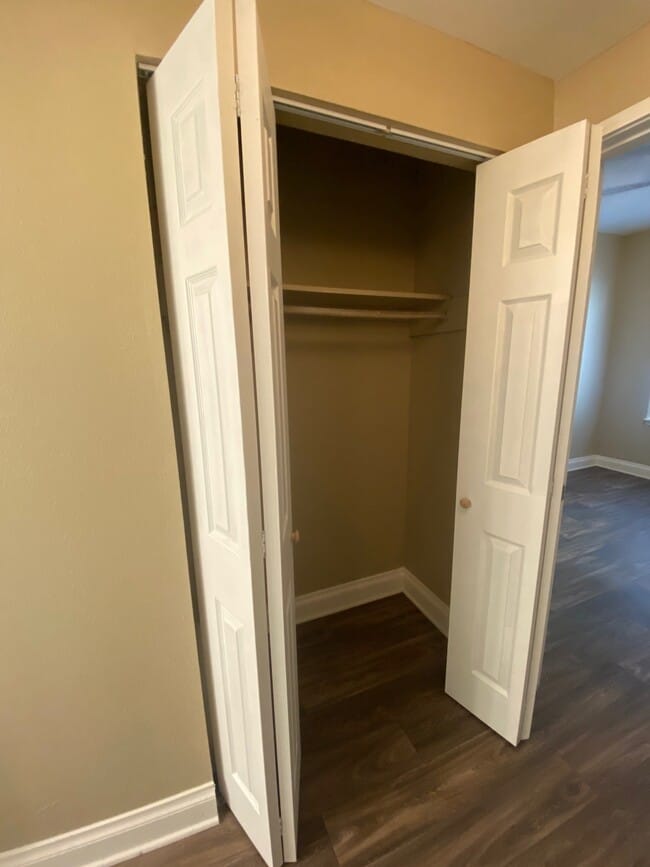 Clarendon House Apartments For Rent in Sacramento, CA