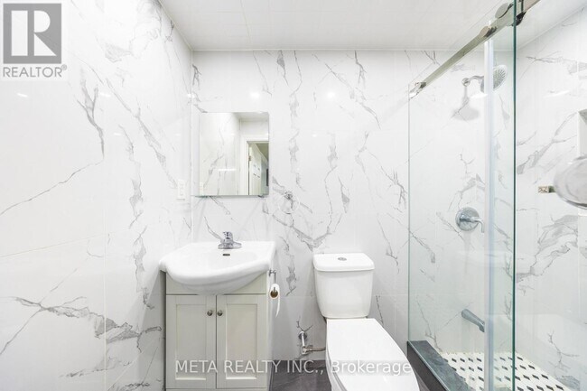 Photo - 71 Grenbeck Dr