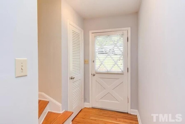 Photo - 205 Sunrise Ln