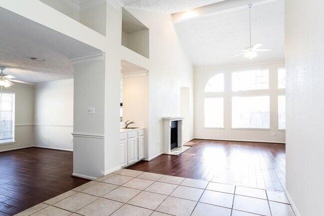 Photo - 5502 Village Springs Dr