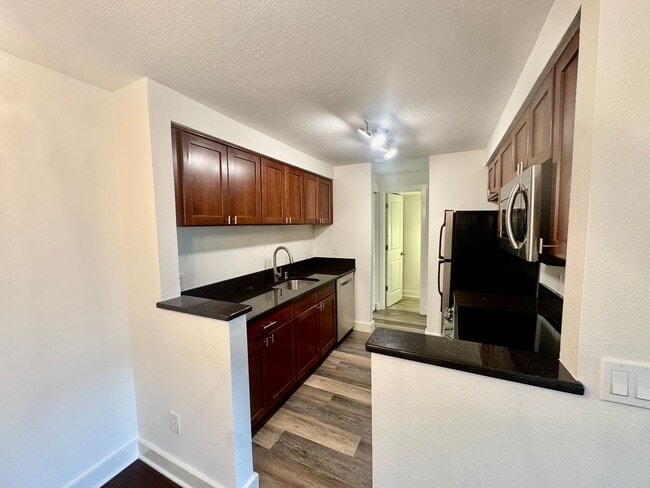 Photo - Redmond Townhouse