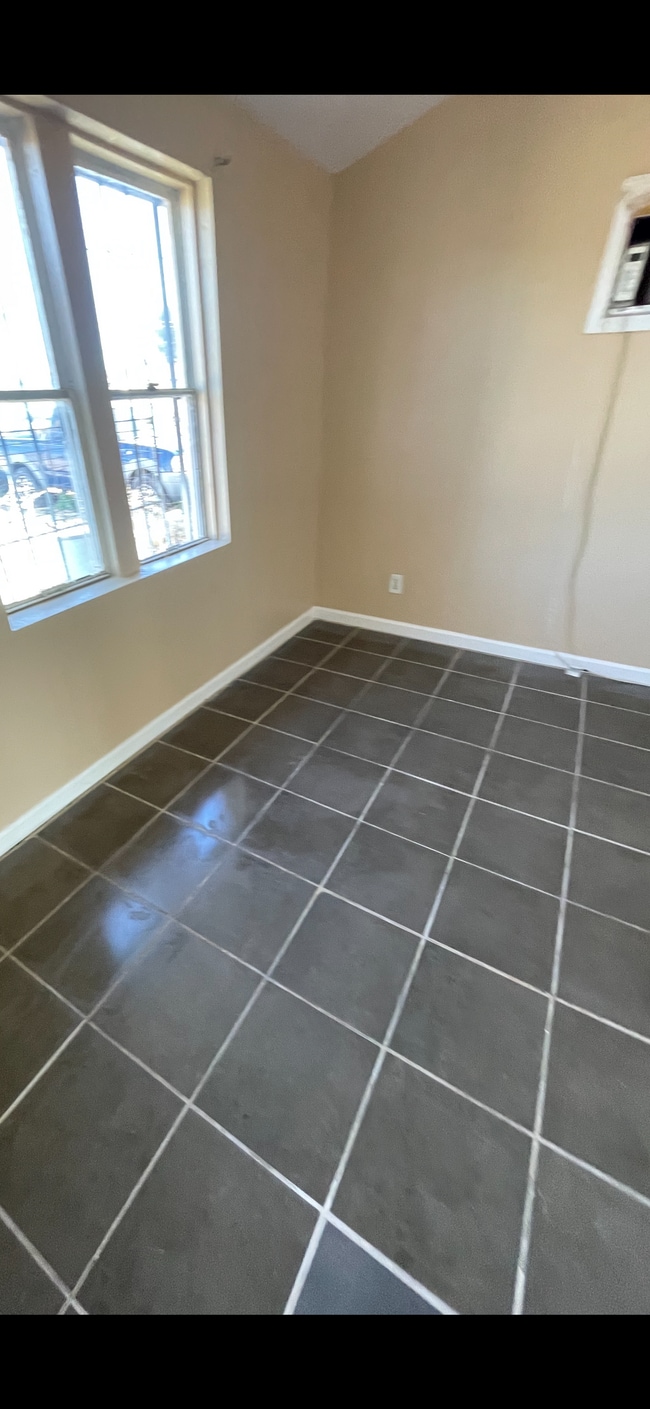 Photo - 1124 Laurel Ave