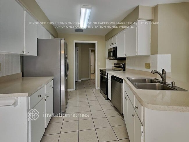 Photo - 2194 Lanai Ave