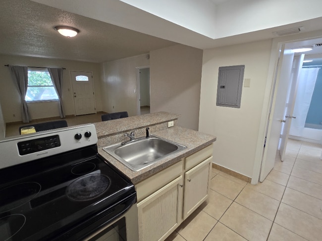 Photo - 8302 Bardmoor Blvd Unit 204 (#10)