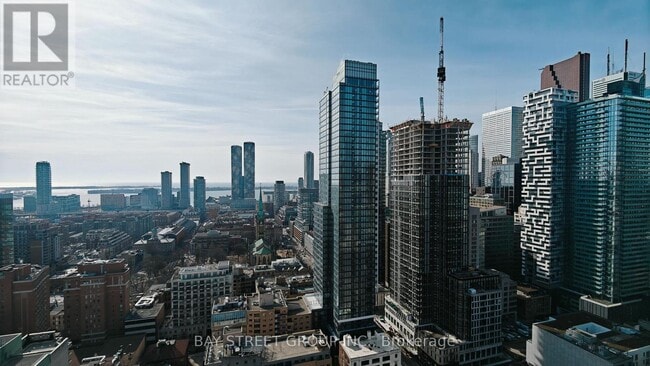 Photo - 88 Queen St E Unité 3209