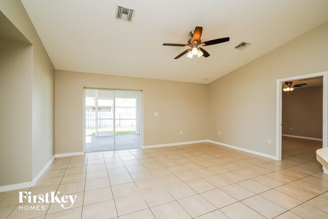 Photo - 1914 NE 17th Ave