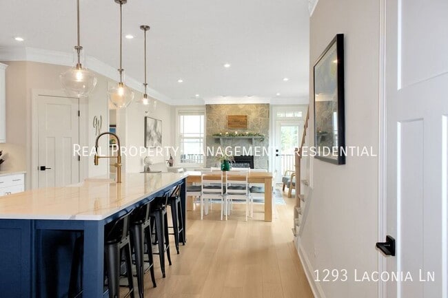 Photo - 1293 Laconia Ln