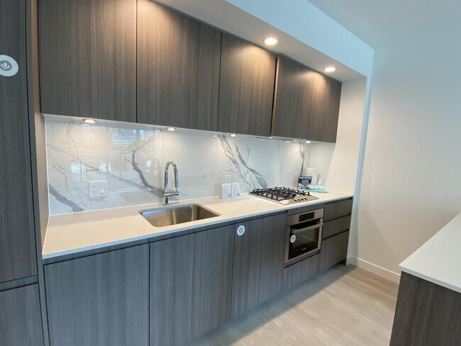 Photo - 6463 Silver Ave