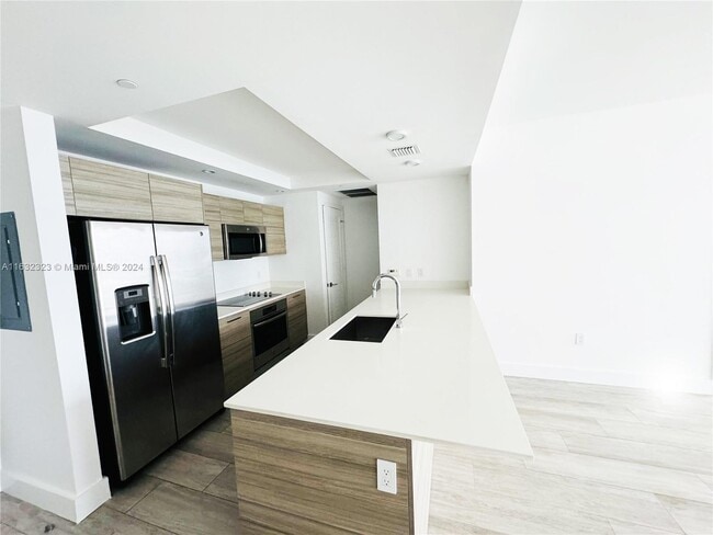Photo - 121 NE 34th St Unit 2302
