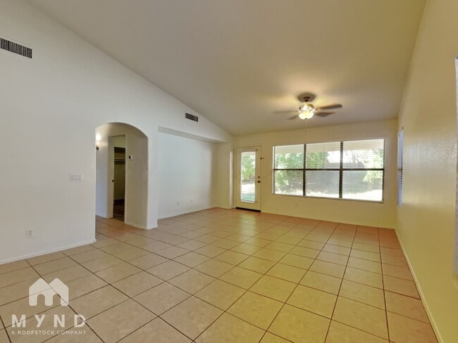 Photo - 17208 N Chance Dr