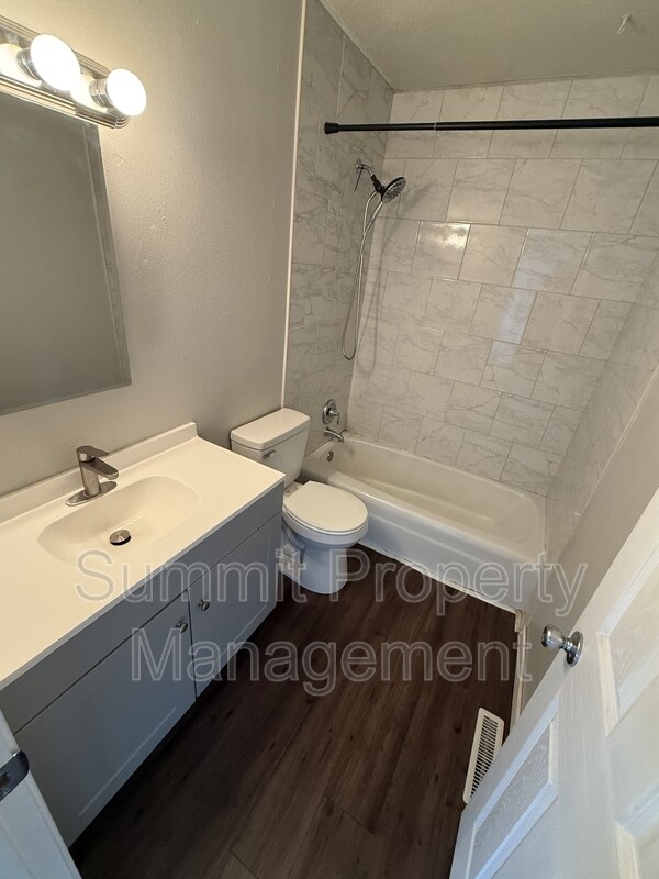 Photo - 3303 S Holly Ave