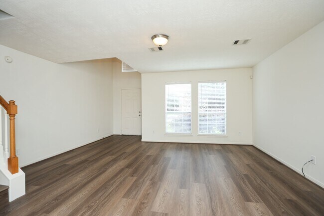 Photo - 5007 Creekbridge Ct