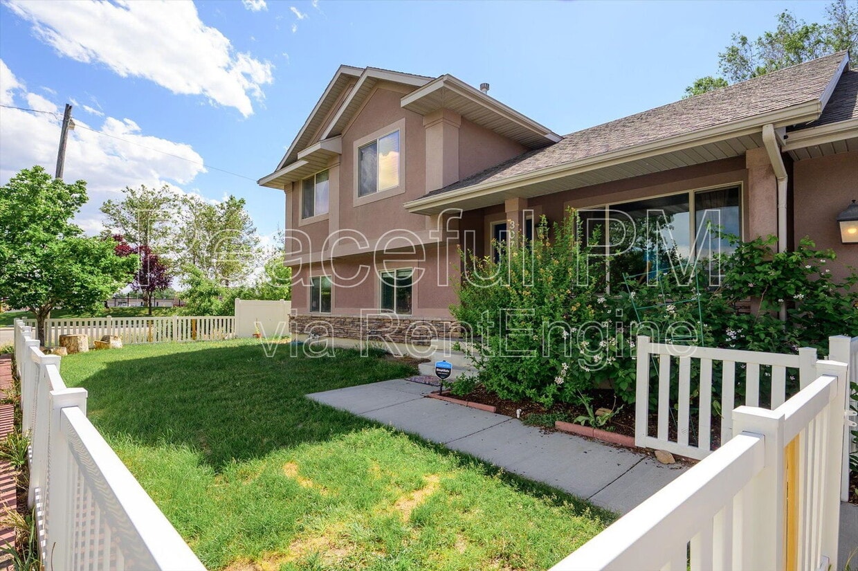 Photo - 307 N Marion St