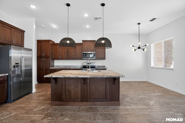 Photo - 5355 N Evans Way