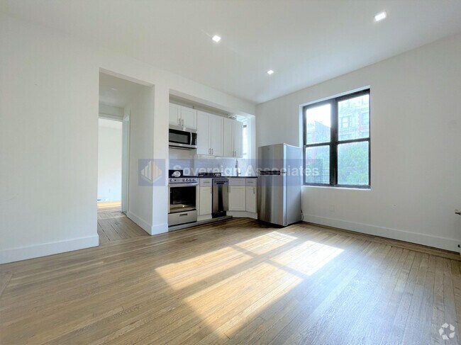 Building Photo - 45 Tiemann Pl Unit 3B Rental