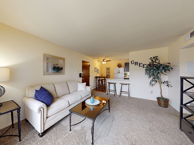 Welcome to Greenmar! - Greenmar Apartments