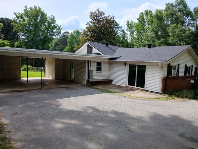 Photo - 2301 Edison Ave