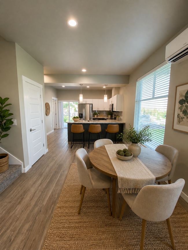 Photo - CC, LLC - Bldg 20 Unidad B07
