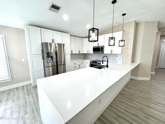 Photo - 210 Wickham Lakes Dr