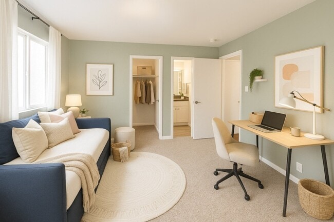 Photo - Courtyard Apartments