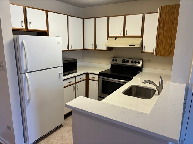 Photo - 1905 N Hicks Rd Unit 205