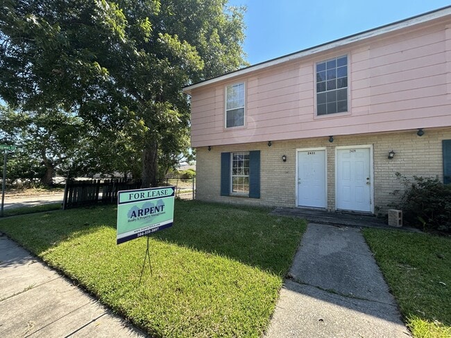 Photo - 2431 Octavia Dr