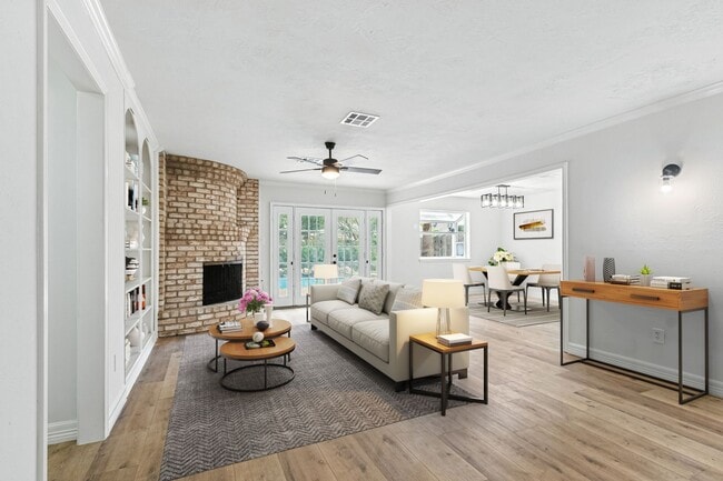 Photo - 606 Orangewood Dr