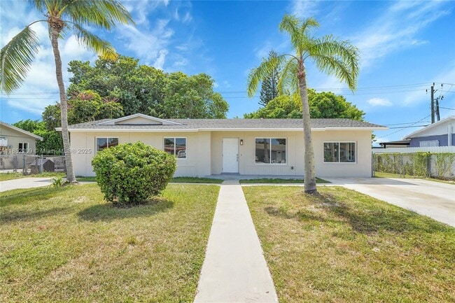 Building Photo - 14312 SW 110th Ave Rental