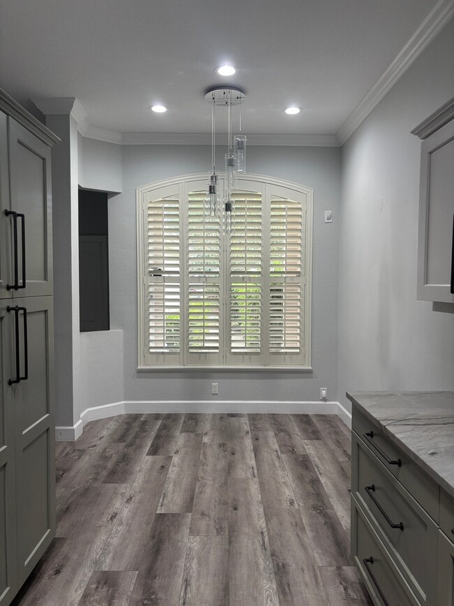 Photo - 1421 Carlow Cir