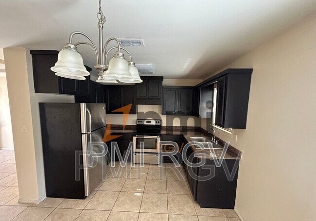 2120 Taxco Ct Unidad 4