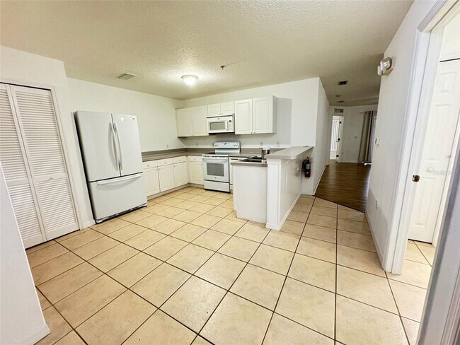 Photo - 2732 Club Cortile Cir Unit A