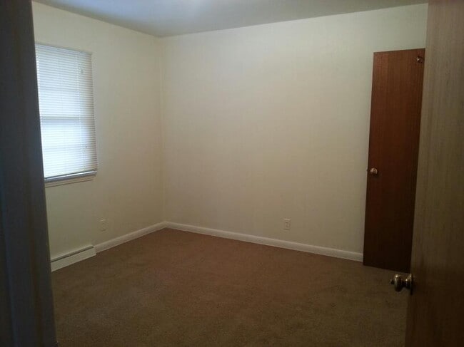 1346-1348 Pine St Unit 1348 Pine St.
