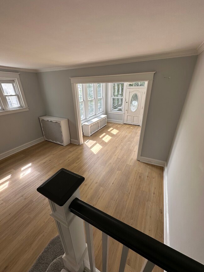 Photo - 529 Brookside Ave