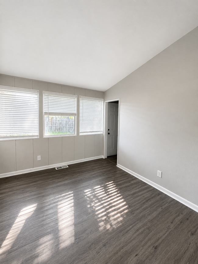 Photo - 10448 Halls Ferry Road