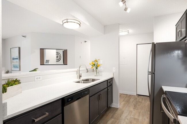 Photo - Wedgewood Park Apartments