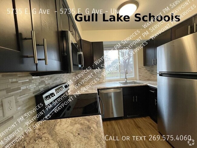 Building Photo - 5735 E G Ave Unit 2 Rental