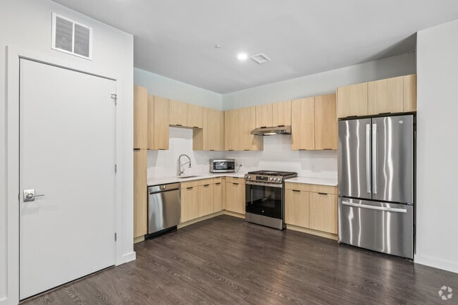 A5 - 1BR,1BA - 737SF - Kitchen