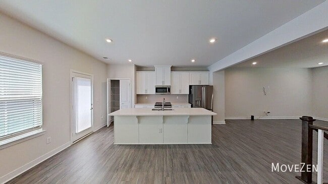 Photo - 320 Chattooga Wy