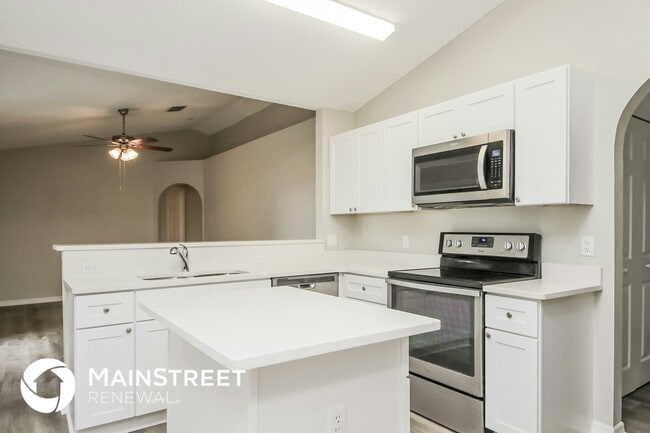 Photo - 662 Brockton Dr